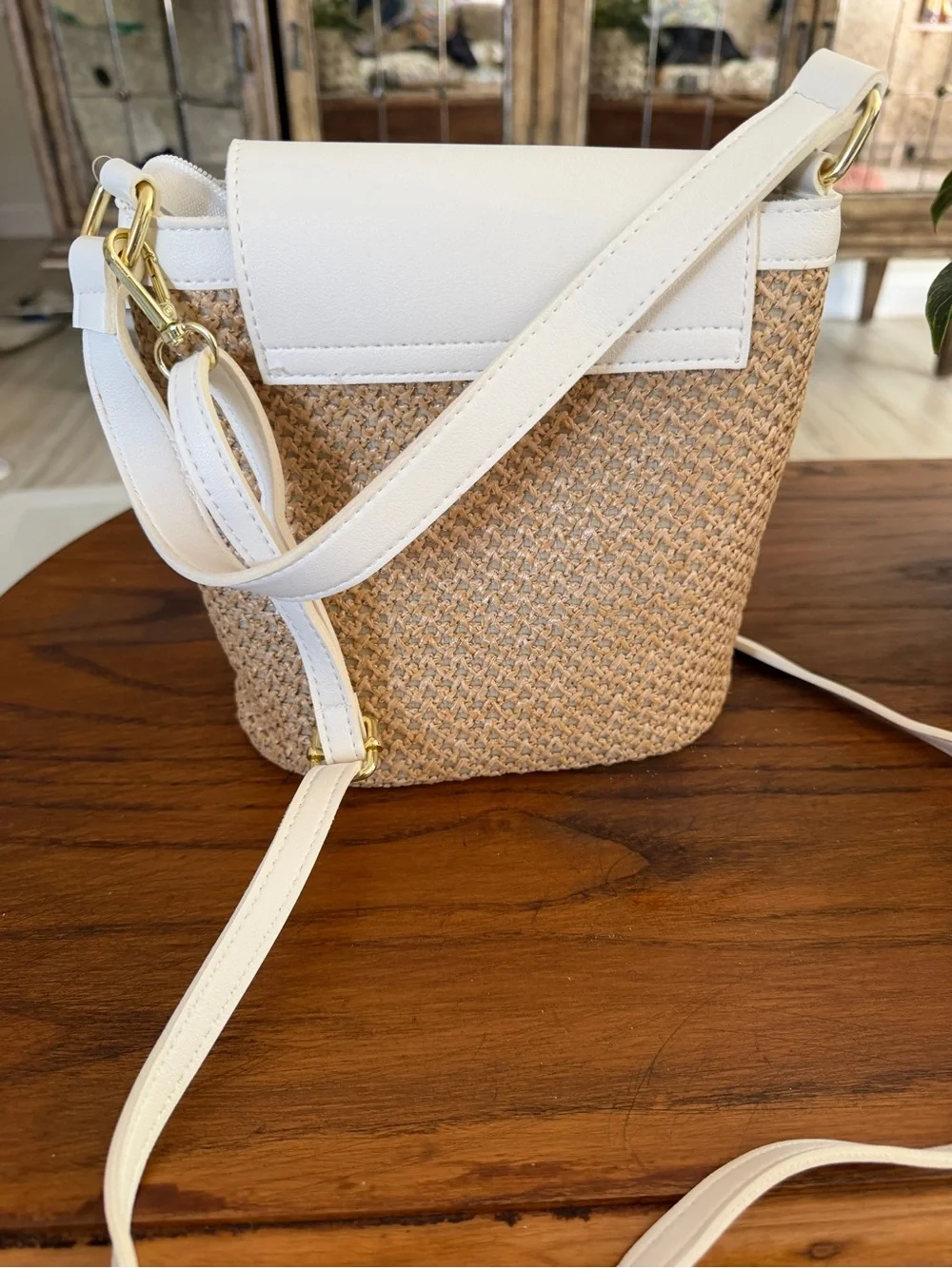 N/A chic woven